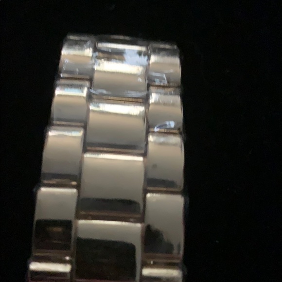 Flower watch - Picture 3 of 4